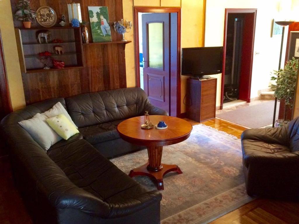 Guest House Vila Eli Herceg Novi Kültér fotó